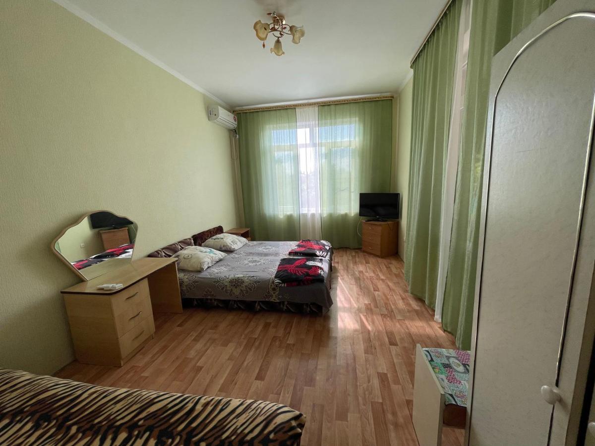 Гостевой Дом Светлана Hotel Leselidze Exterior photo