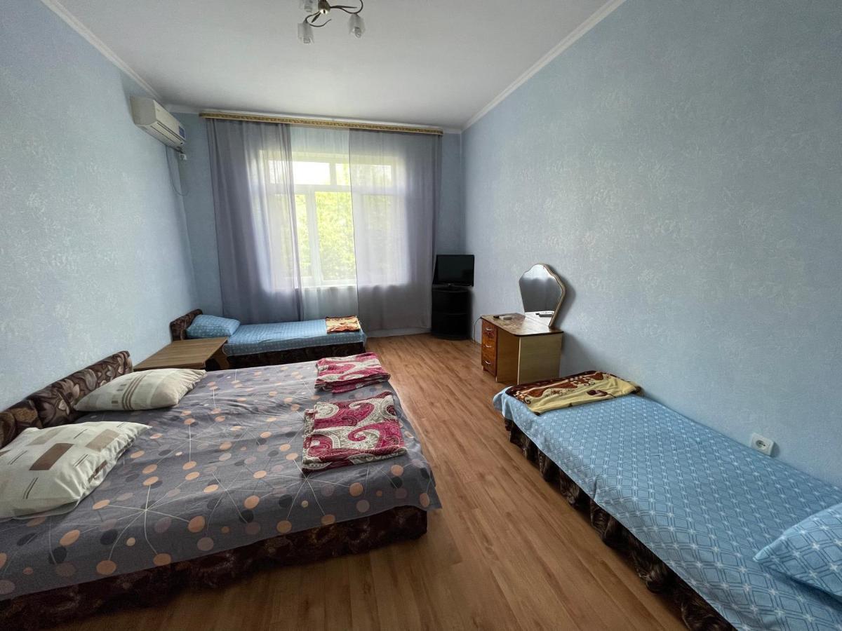 Гостевой Дом Светлана Hotel Leselidze Exterior photo