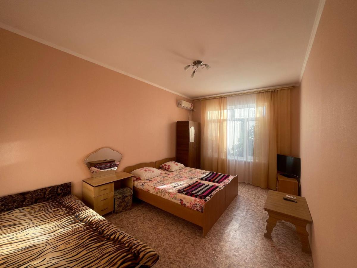 Гостевой Дом Светлана Hotel Leselidze Exterior photo